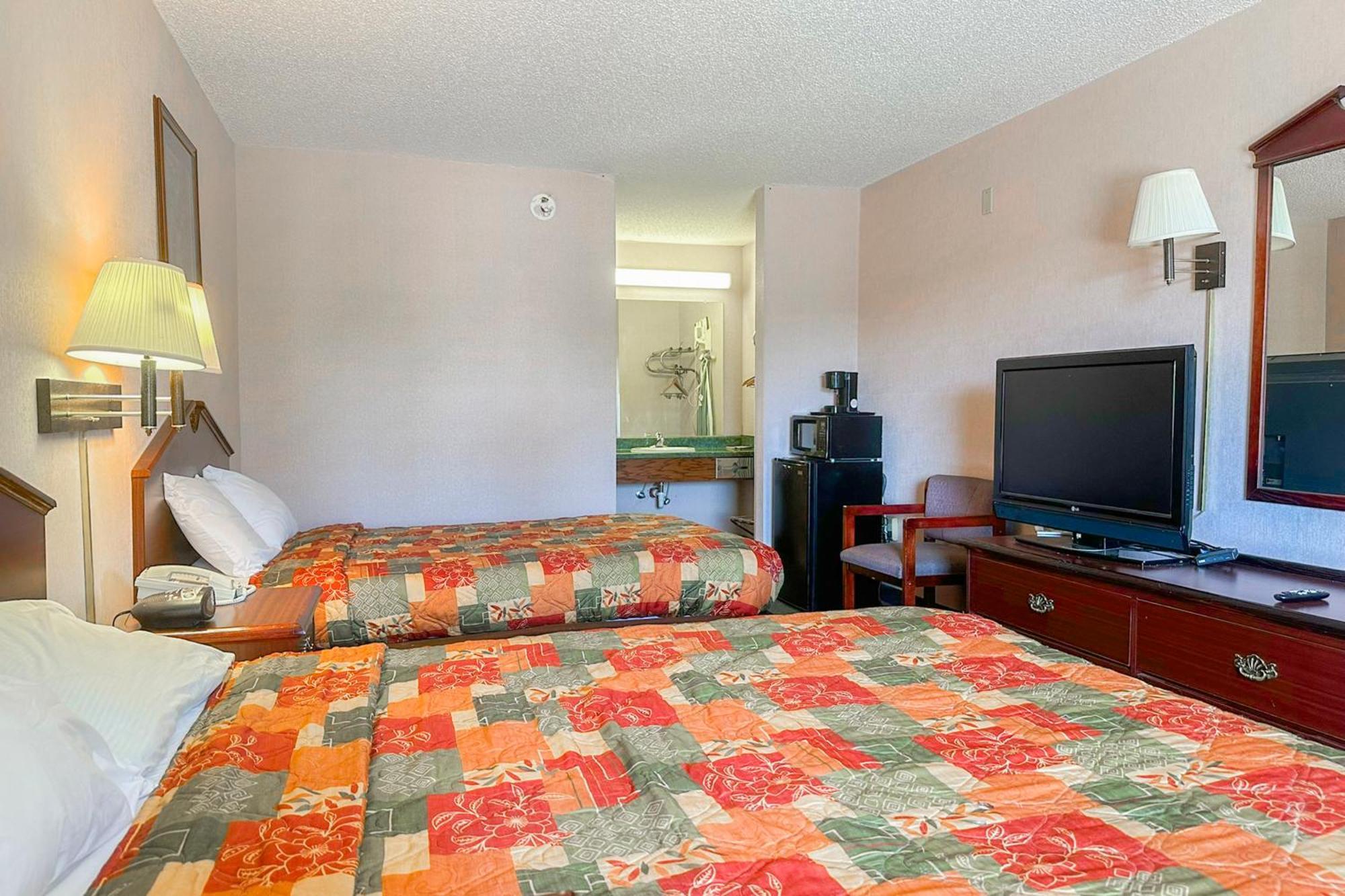 Oyo Hotel East Macon I-75 מראה חיצוני תמונה