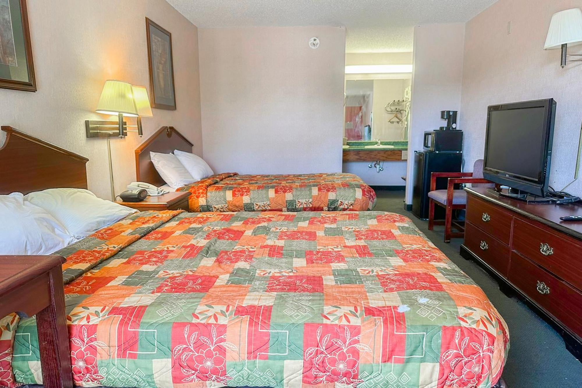 Oyo Hotel East Macon I-75 מראה חיצוני תמונה