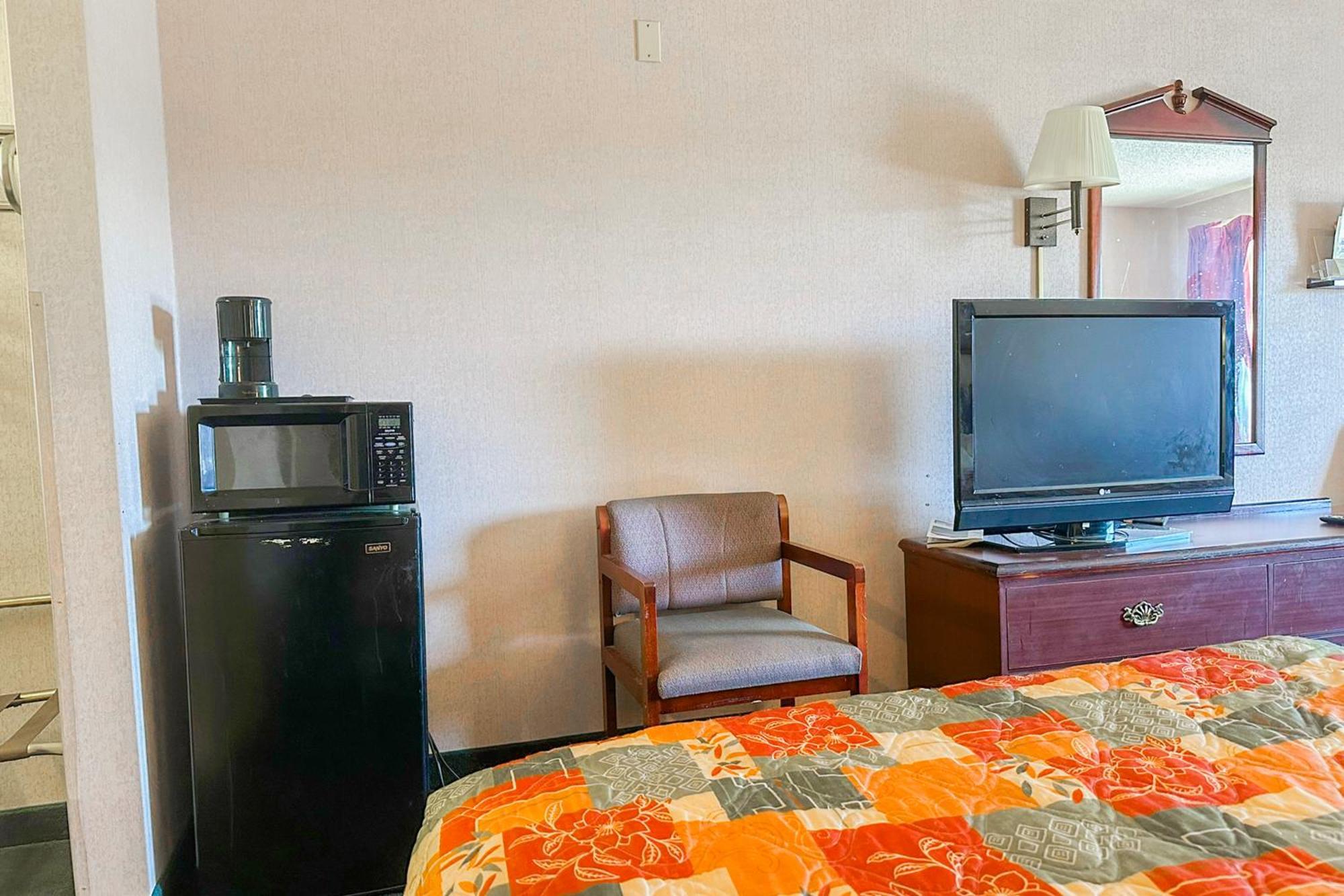 Oyo Hotel East Macon I-75 מראה חיצוני תמונה