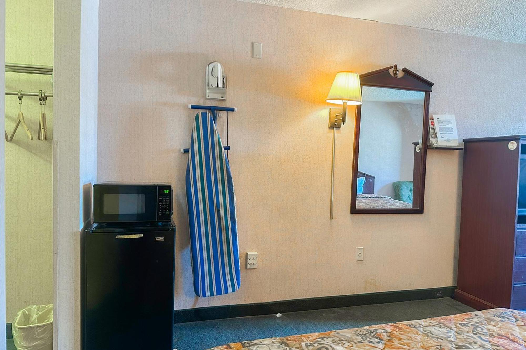 Oyo Hotel East Macon I-75 מראה חיצוני תמונה