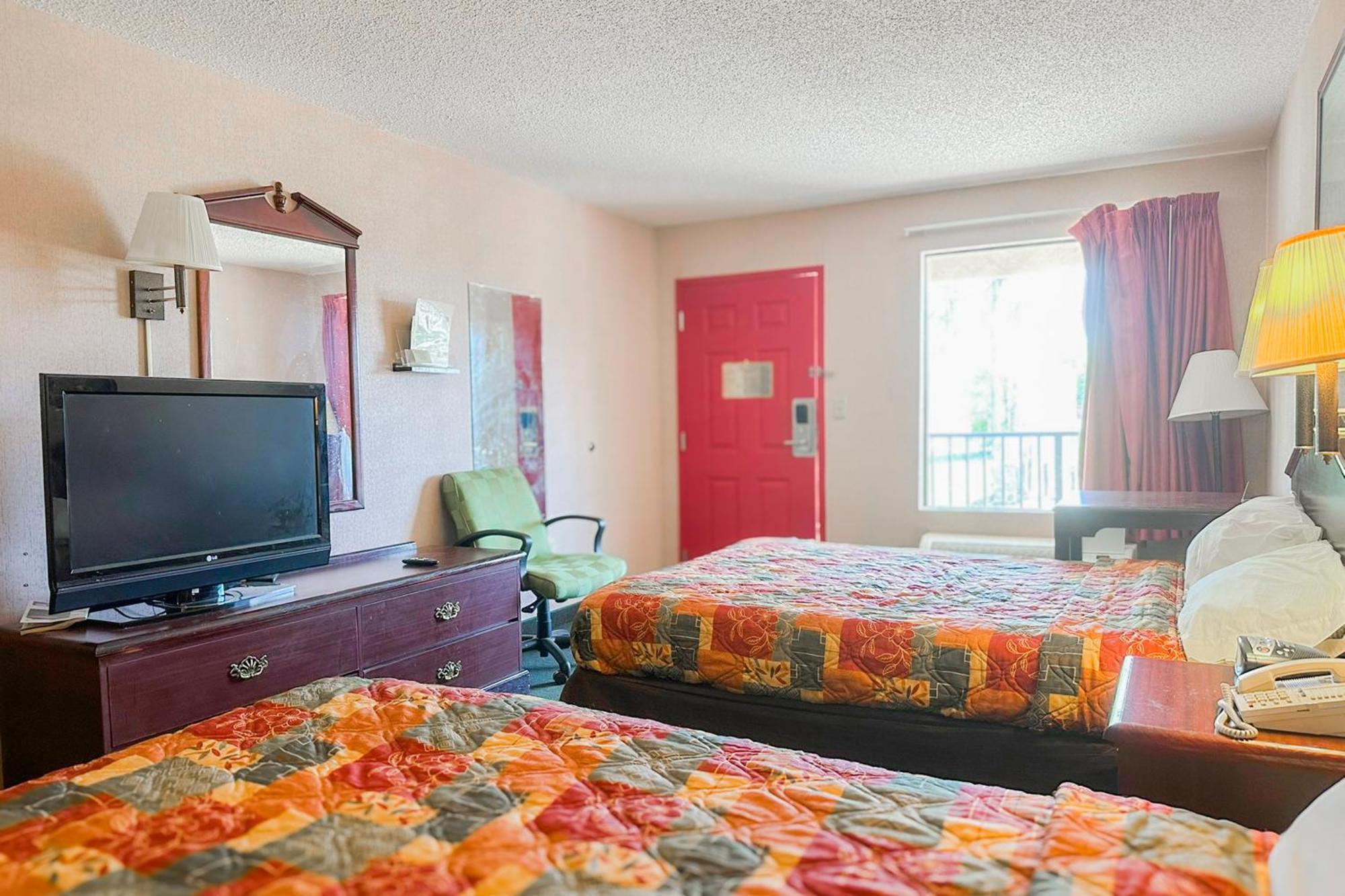 Oyo Hotel East Macon I-75 מראה חיצוני תמונה