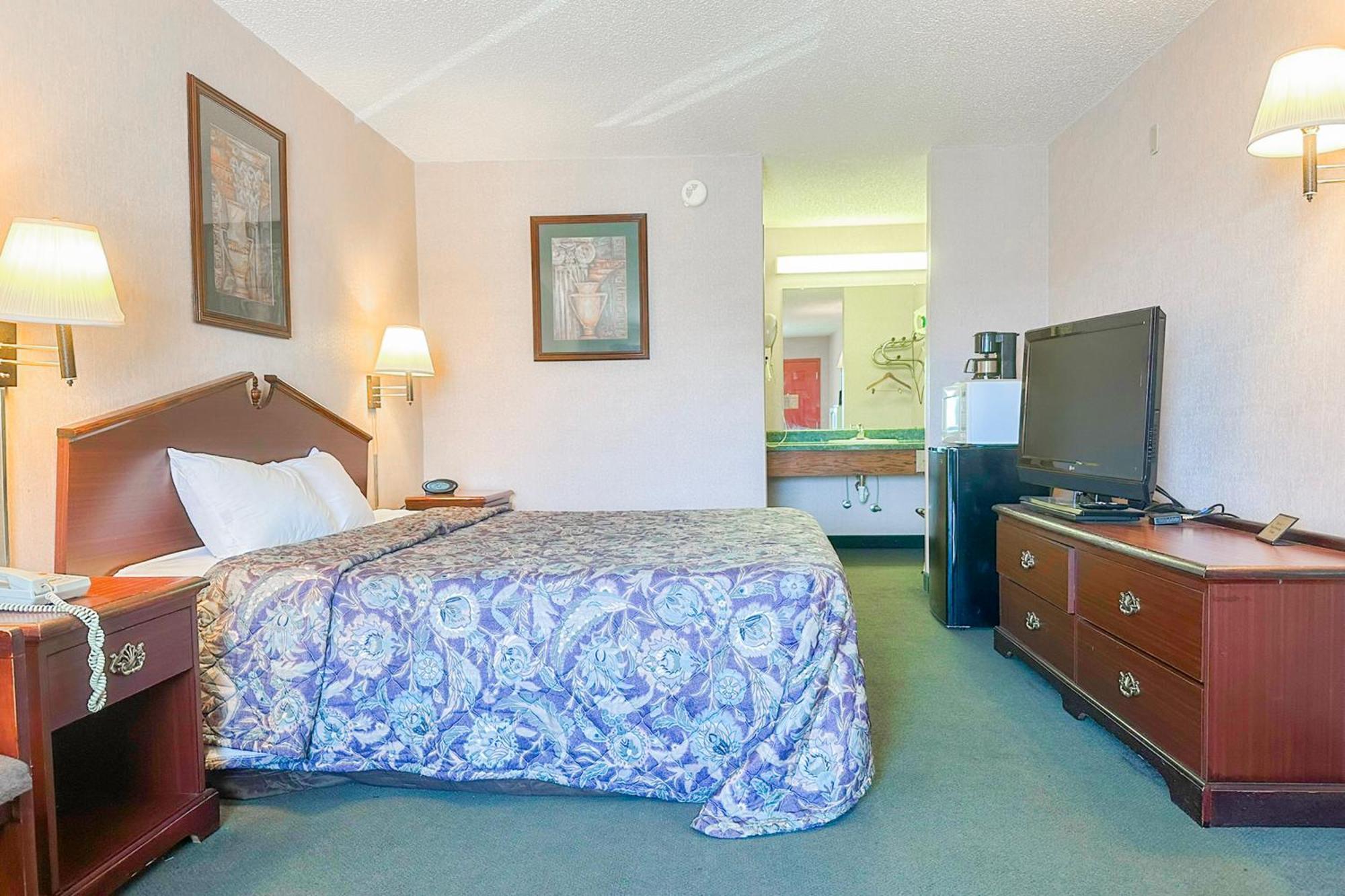 Oyo Hotel East Macon I-75 מראה חיצוני תמונה