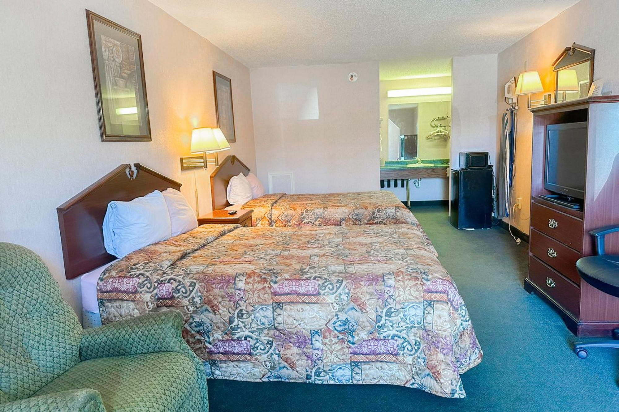 Oyo Hotel East Macon I-75 מראה חיצוני תמונה