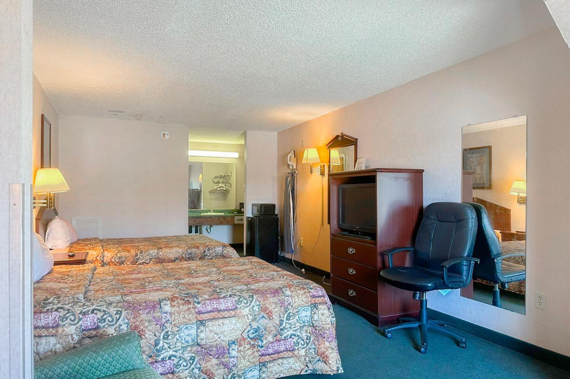 Oyo Hotel East Macon I-75 מראה חיצוני תמונה