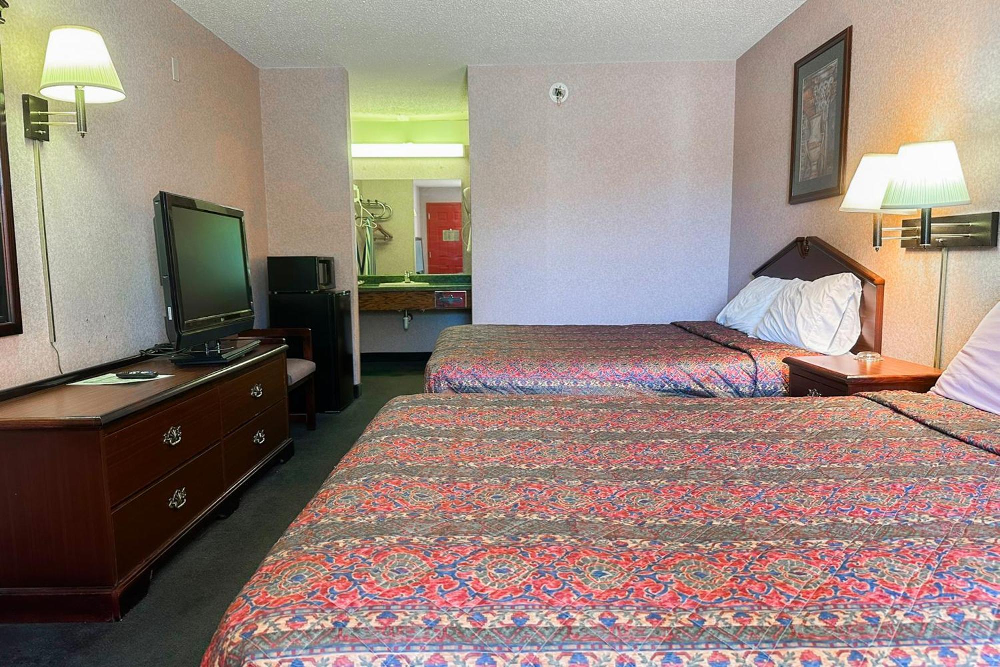 Oyo Hotel East Macon I-75 מראה חיצוני תמונה