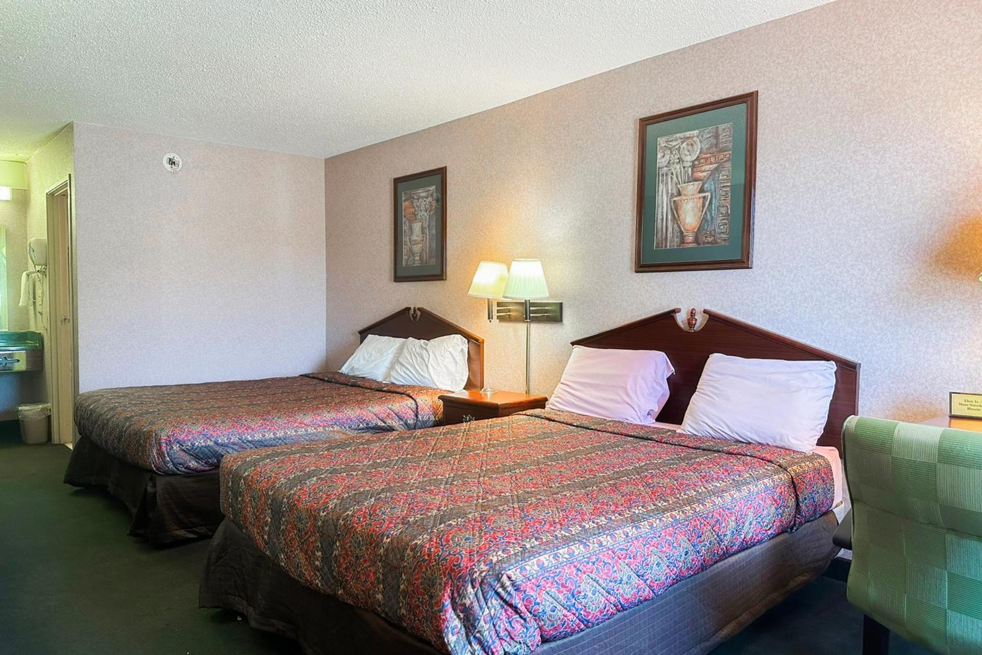 Oyo Hotel East Macon I-75 מראה חיצוני תמונה