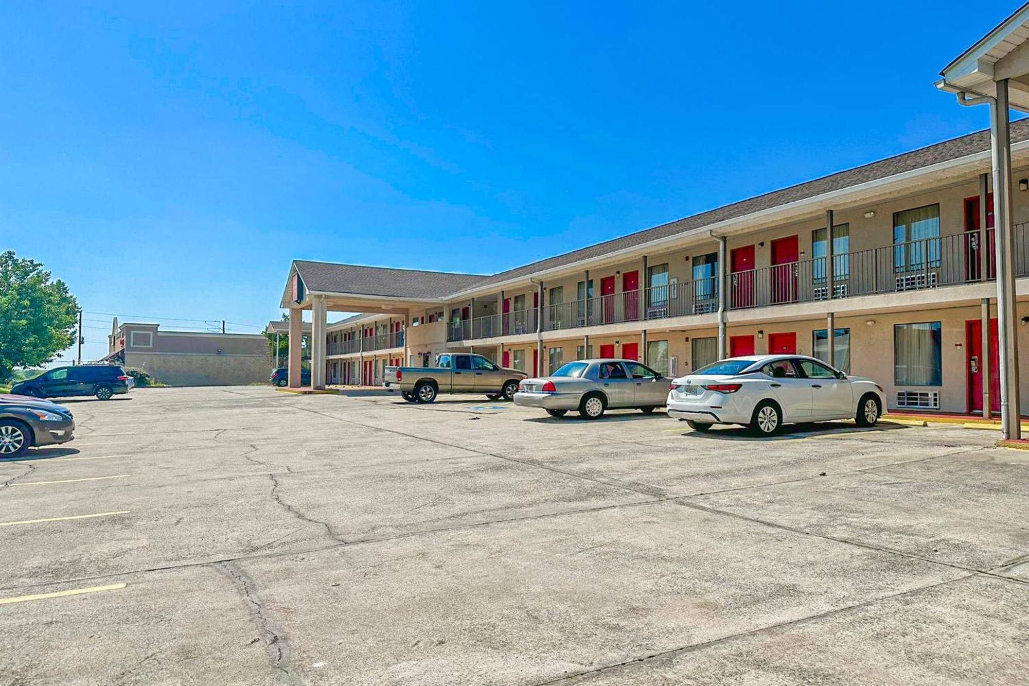Oyo Hotel East Macon I-75 מראה חיצוני תמונה